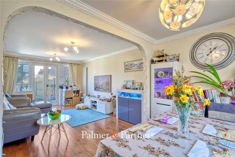 10 Abell Way, Springfield, Chelmsford, CM2 6WU