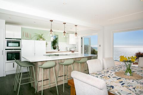 4 bedroom detached house for sale, Upper Corniche, Sandgate, CT20