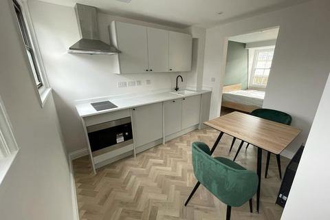 Studio to rent, Keasberry House, 2-4 Henry Street, Bath, BA1