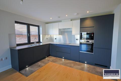 2 bedroom apartment for sale, Mimms Hall Road, Potters Bar EN6