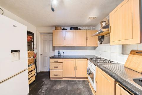 2 bedroom maisonette for sale, Lowlands Road, Harrow