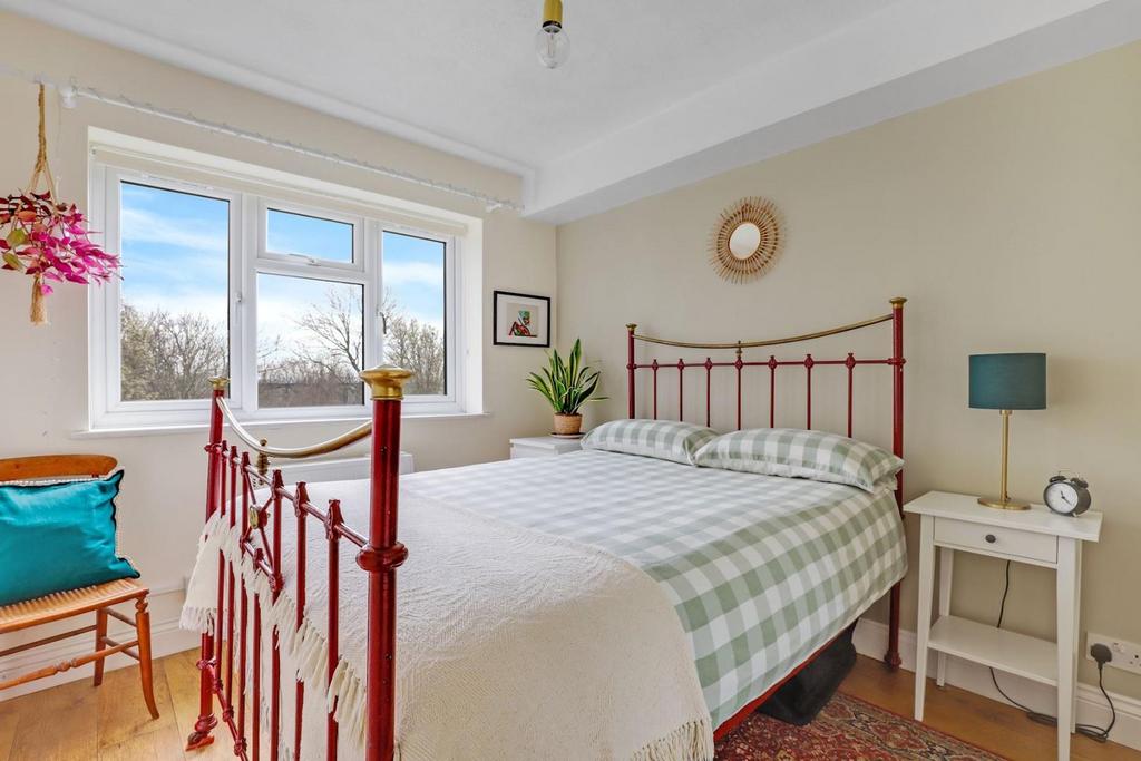 07-e766 JHProp World - 10 Wakefield Court - 19-mediu