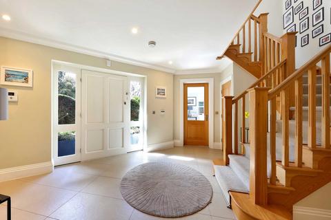 Wisteria, 14a Ethorpe Close, Gerrards Cross, SL9 8PL