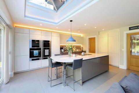 Wisteria, 14a Ethorpe Close, Gerrards Cross, SL9 8PL