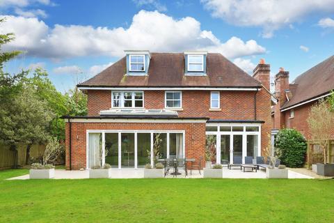 5 bedroom detached house for sale, Ethorpe Close, Gerrards Cross, Buckinghamshire, SL9