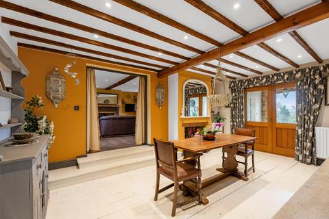6 bedroom country house for sale, Warkworth Banbury, Oxfordshire, OX17 2AG