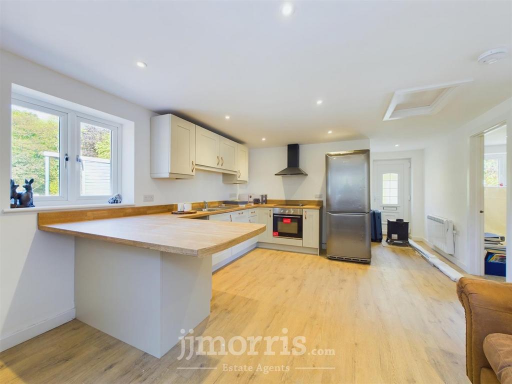 Lounge/Kitchen