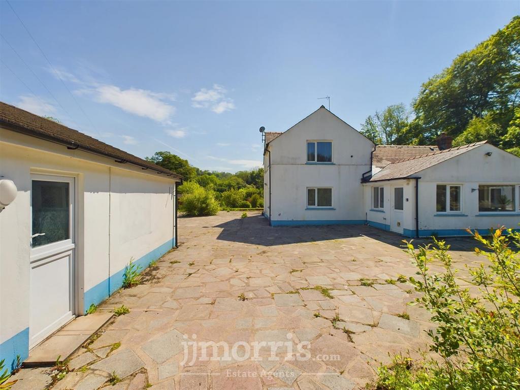 CAM01583 G0-PR0119-STILL031.jpg