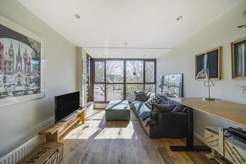 65 New Road, Hornsey, London, N8 8TA