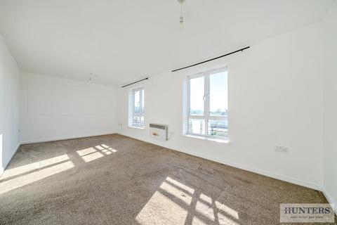 2 bedroom flat for sale, Hermitage Close, London