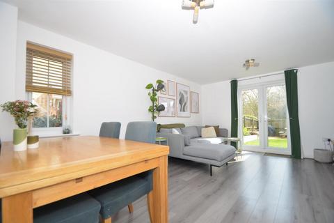 56 Allen Road, Ely, CB7 4GR