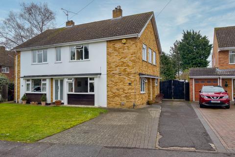 26 Avalon Road, Earley, Reading, RG6 7NS