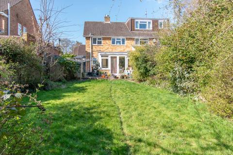 26 Avalon Road, Earley, Reading, RG6 7NS