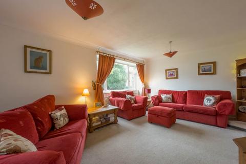 26 Avalon Road, Earley, Reading, RG6 7NS
