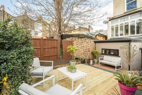 49a Aldebert Terrace, London, SW8 1BH