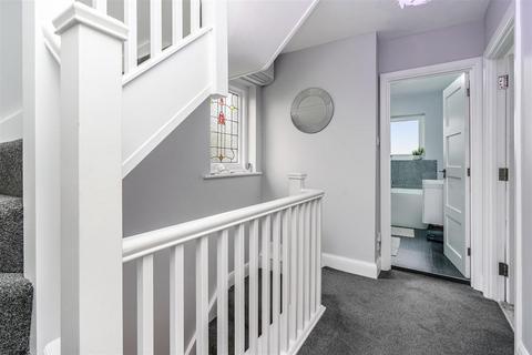 1 Cardiff Road, London, W7 2BW