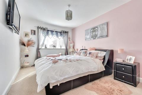 3 bedroom detached bungalow for sale, Castle Close, Calverton, Nottingham