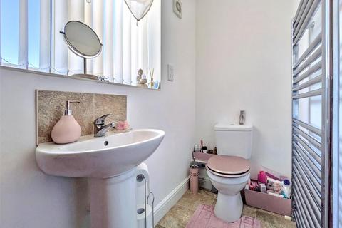 1a Castle Close, Calverton, Nottingham, NG14 6LX