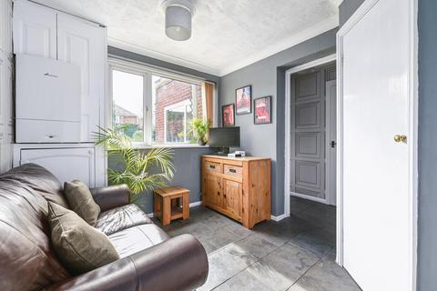 73 Beech Way, Basingstoke, RG23 8LS