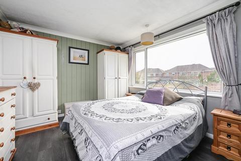 73 Beech Way, Basingstoke, RG23 8LS