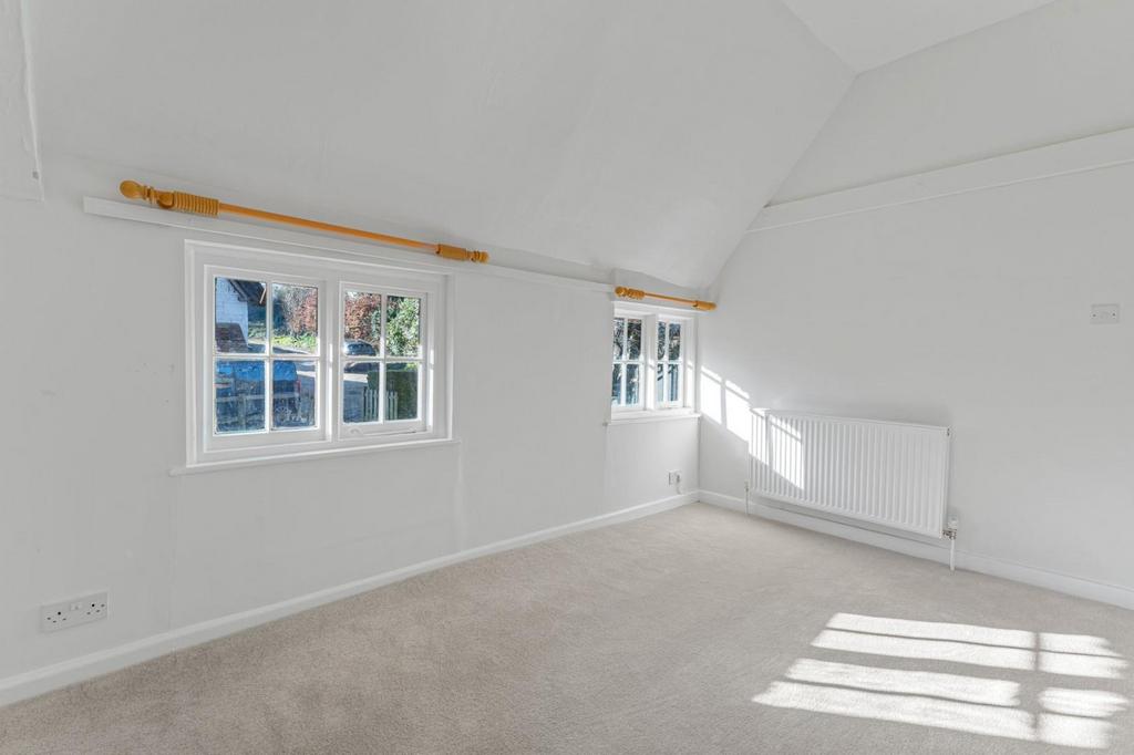 Bedroom 3.jpg
