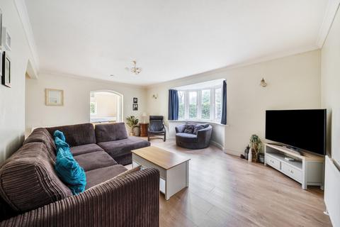 4 bedroom detached house for sale, Launcelyn Close, North Baddesley, Southampton, Hampshire, SO52