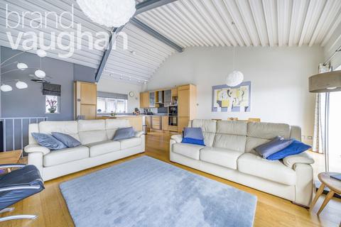 2 bedroom flat to rent, Portland Street, Brighton, East Sussex, BN1