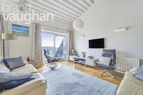 2 bedroom flat to rent, Portland Street, Brighton, East Sussex, BN1