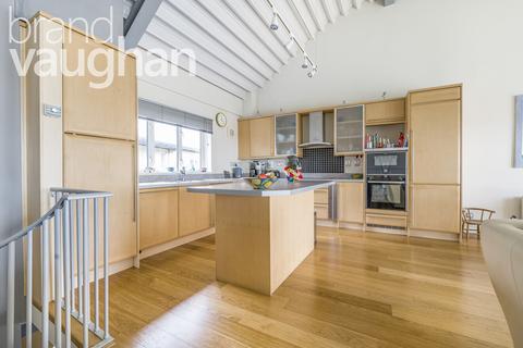 2 bedroom flat to rent, Portland Street, Brighton, East Sussex, BN1