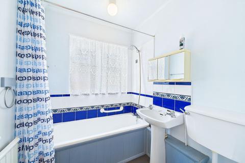 24 Dorset Close, Attleborough, NR17 2HW