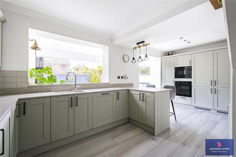 9 Barley Close, Hartwell, Northampton, NN7 2JZ