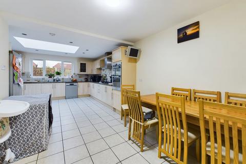 undefined, Fox Grove, Norwich NR16