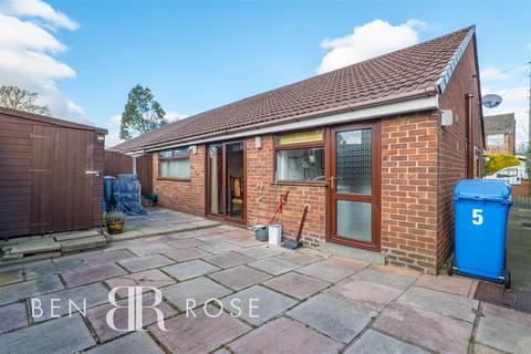 undefined, Pennine Avenue, Euxton, Chorley