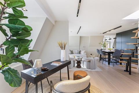 Flat 4, 17 Egerton Gardens, London, SW3 2DF