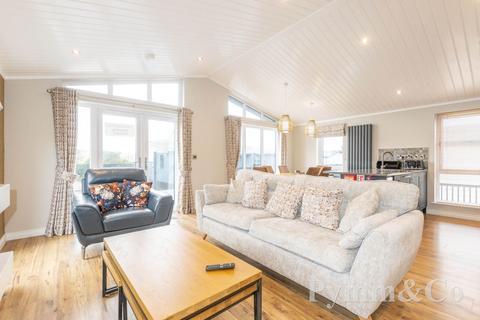 3 bedroom mobile home for sale, Paston Road, Norwich NR11