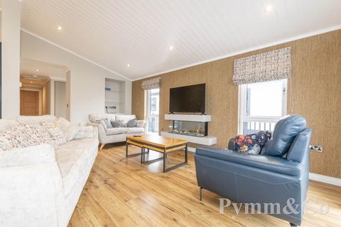 3 bedroom mobile home for sale, Paston Road, Norwich NR11