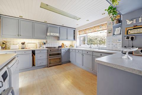4 bedroom detached house for sale, Grove Lane, Chalfont St. Peter, Gerrards Cross