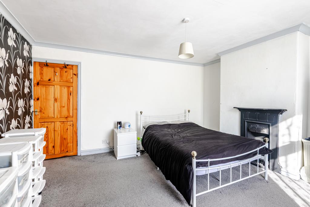Bedroom1a