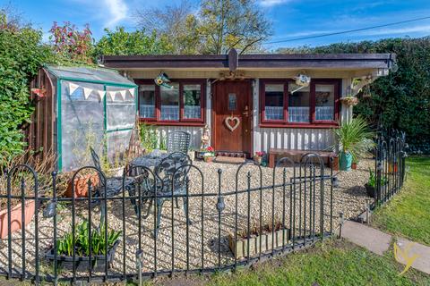 4 bedroom detached house for sale, Worcester WR2