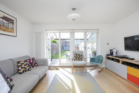 53 Kirkwood Road, London, SE15 3XU