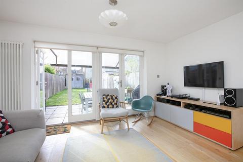 53 Kirkwood Road, London, SE15 3XU