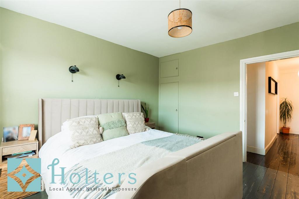 31 New Road, Newtown-22.jpg