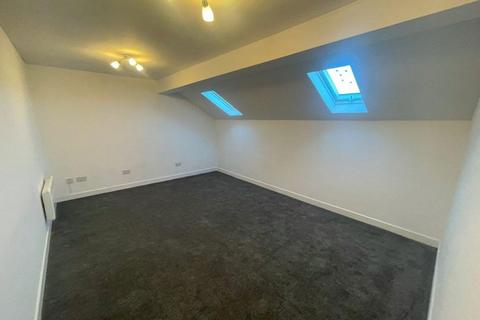 2 bedroom flat to rent, Church Street, Accrington