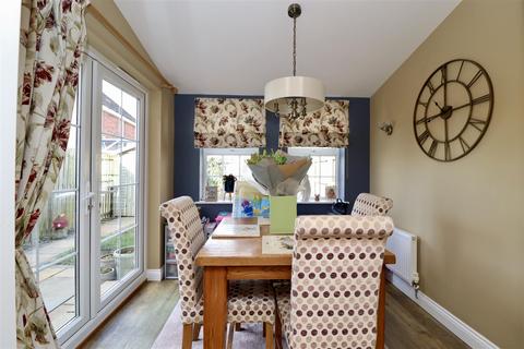 20 Ash Grove, Market Weighton, York, YO43 3DY