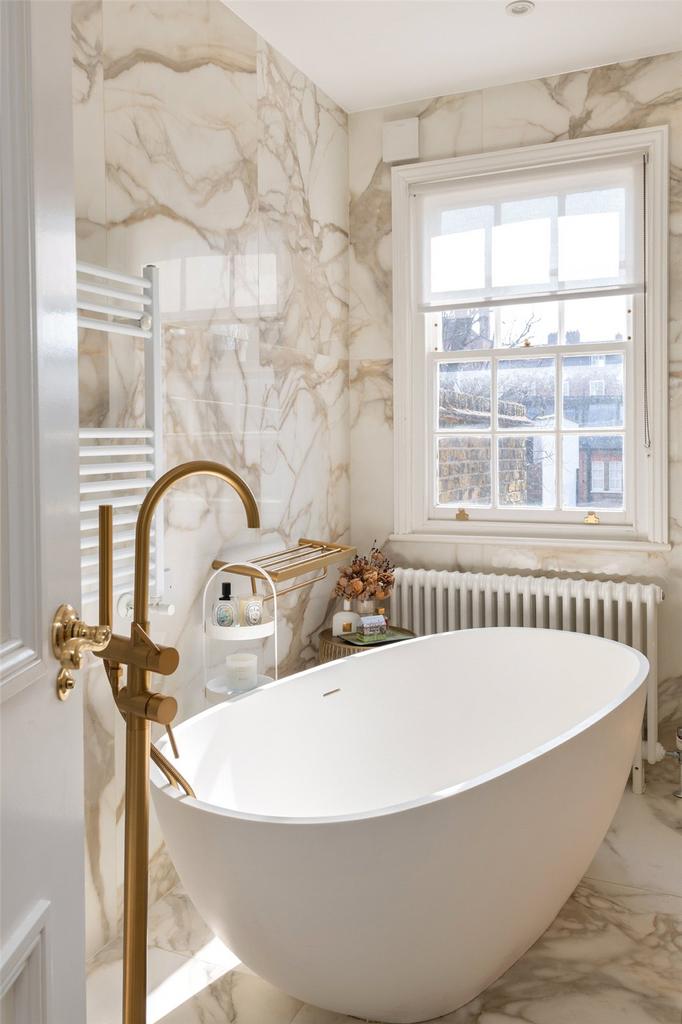 Ensuite