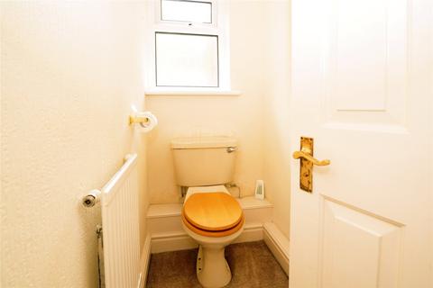 2 bedroom apartment for sale, Waterloo Road, Penylan, Cardiff