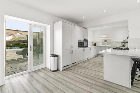 Alina Cottage Halket Road, Lugton, Kilmarnock, KA3 4EE