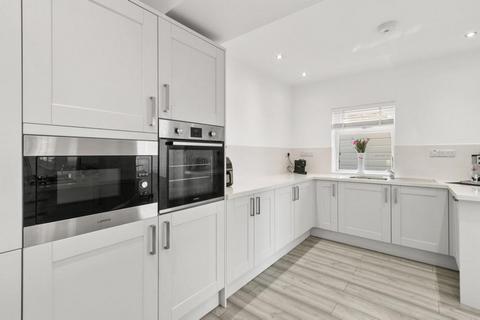 Alina Cottage Halket Road, Lugton, Kilmarnock, KA3 4EE