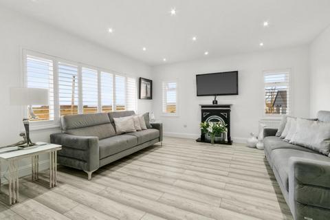 Alina Cottage Halket Road, Lugton, Kilmarnock, KA3 4EE
