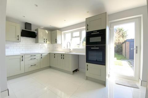 36 Bradley Road, Waltham, Grimsby, DN37 0UZ